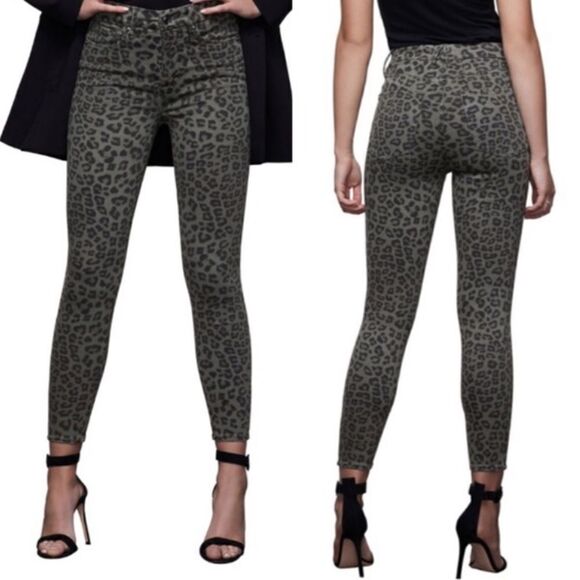 GOOD AMERICAN Good Waist Crop Skinny Jeans! - Picture 8 of 8